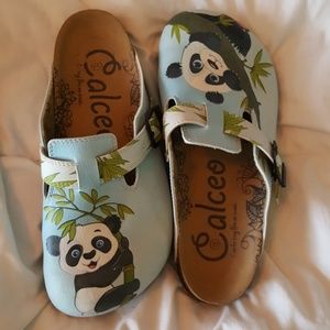 Calceo clogs
